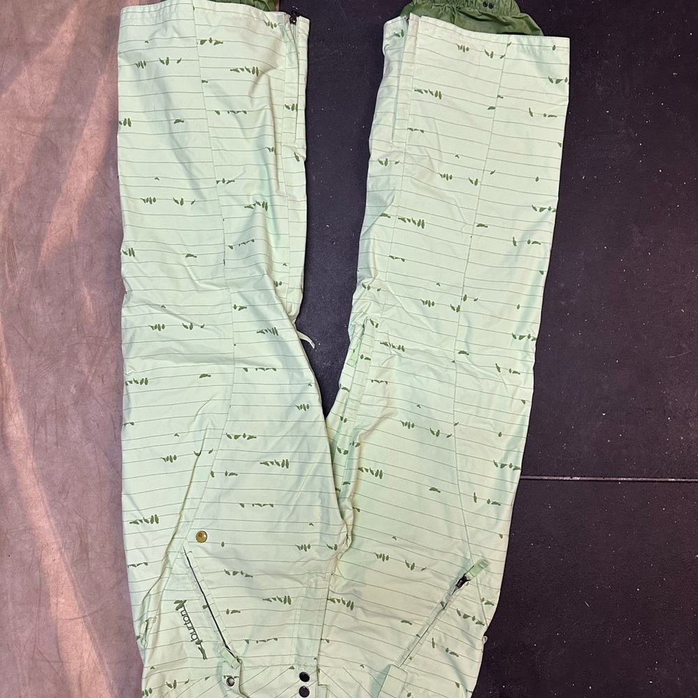 Burton Ski Pants - Womens - Medium - Bird Detailing